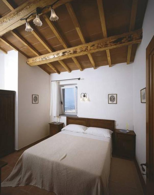 Il Poggio Delle Ginestre Guest House Torgiano Exterior photo