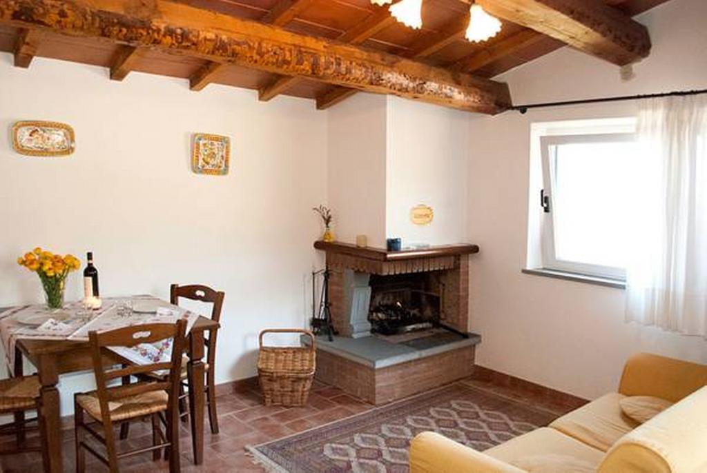 Il Poggio Delle Ginestre Guest House Torgiano Exterior photo
