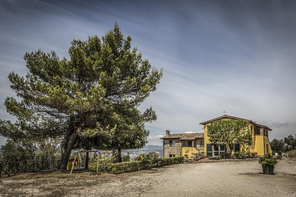Il Poggio Delle Ginestre Guest House Torgiano Exterior photo