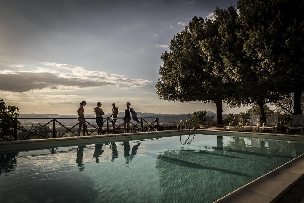Il Poggio Delle Ginestre Guest House Torgiano Exterior photo